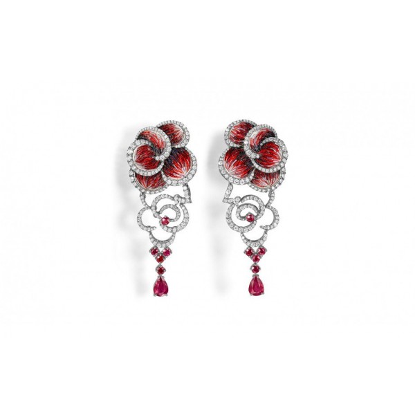 Red carpet earrings 1