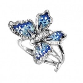 Butterfly ring