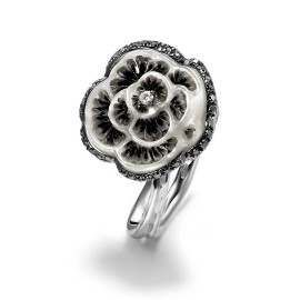Roseline ring