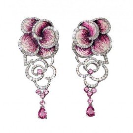 Rose carpet earrings